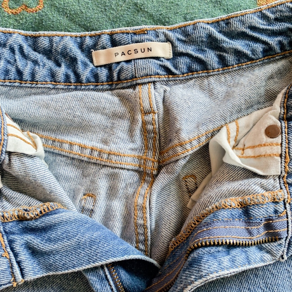 Mom Jeans